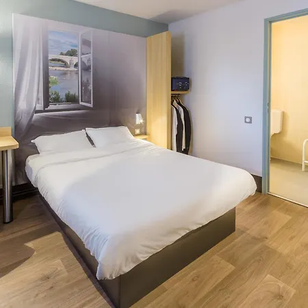 Otel Lyon Grand Stade