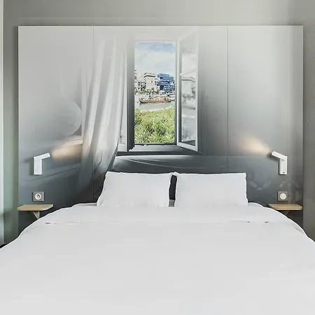 Lyon Grand Stade Hotel