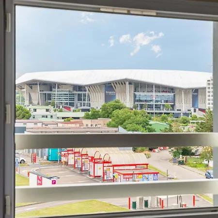 酒店 Lyon Grand Stade 梅济约