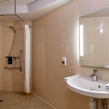 Lyon Grand Stade Hotel Meyzieu