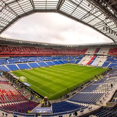 Lyon Grand Stade 2* ميزيو