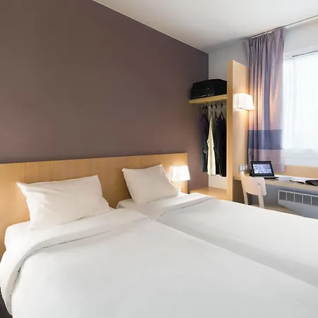 Hotell Lyon Grand Stade Meyzieu