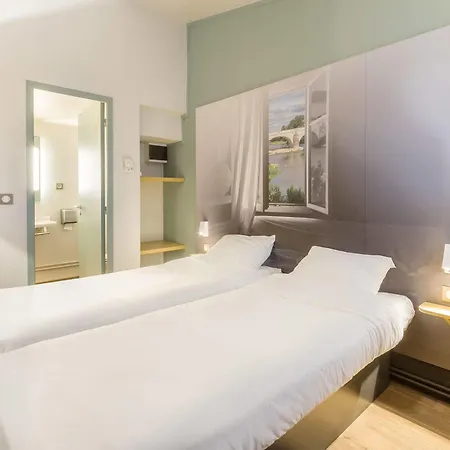 Lyon Grand Stade Hotel
