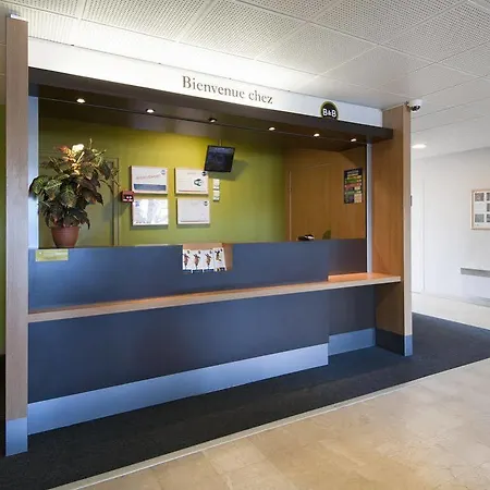 Hotel Lyon Grand Stade 2*